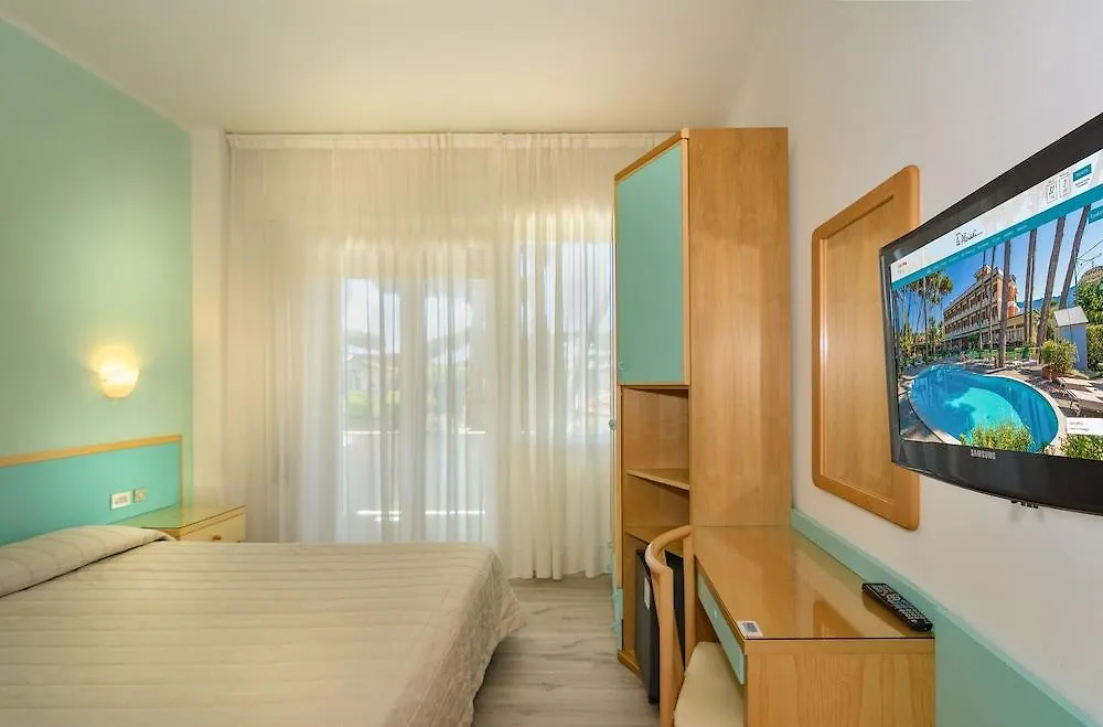 Hotel Le Pleiadi Forte dei Marmi 4*,