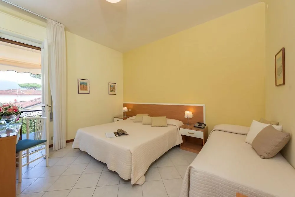 La Serena Hotel Fdm Forte dei Marmi 4*,